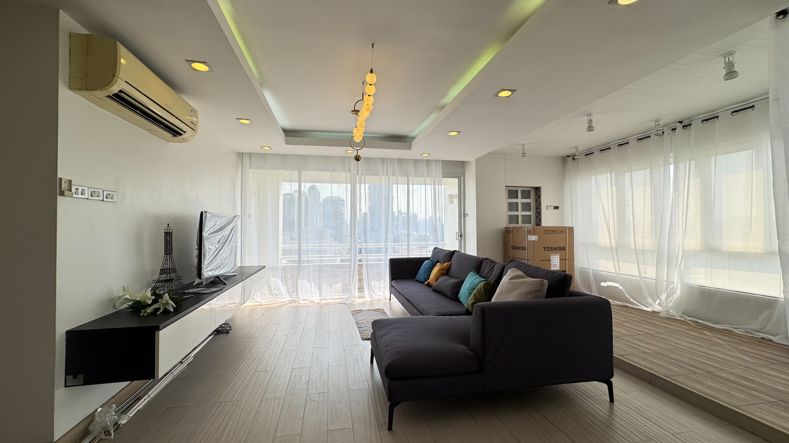 150 ตร.ม. เพียง 65,000 บาท ใจกลางรัชดา ห้องใหญ่หายาก! – รูปที่ 4