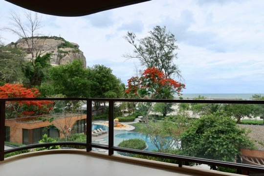 Sasara Hua Hin : Rare Combined Luxury Beach Residence, Sasara Hua Hin Beachfront beachfront condo, Khao Takiab zone.