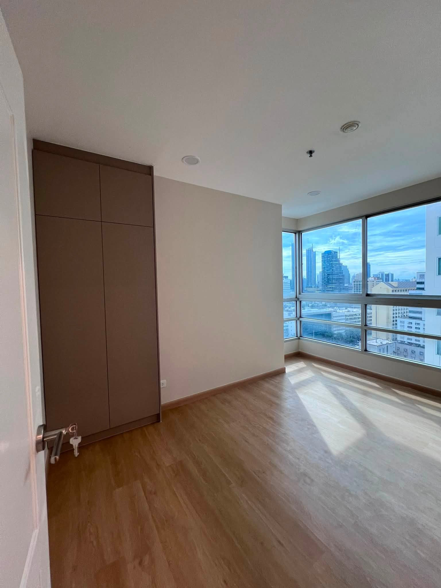 🏠✨ Sathorn House | 2 bedroom condo for sale (HBH-ST-329)