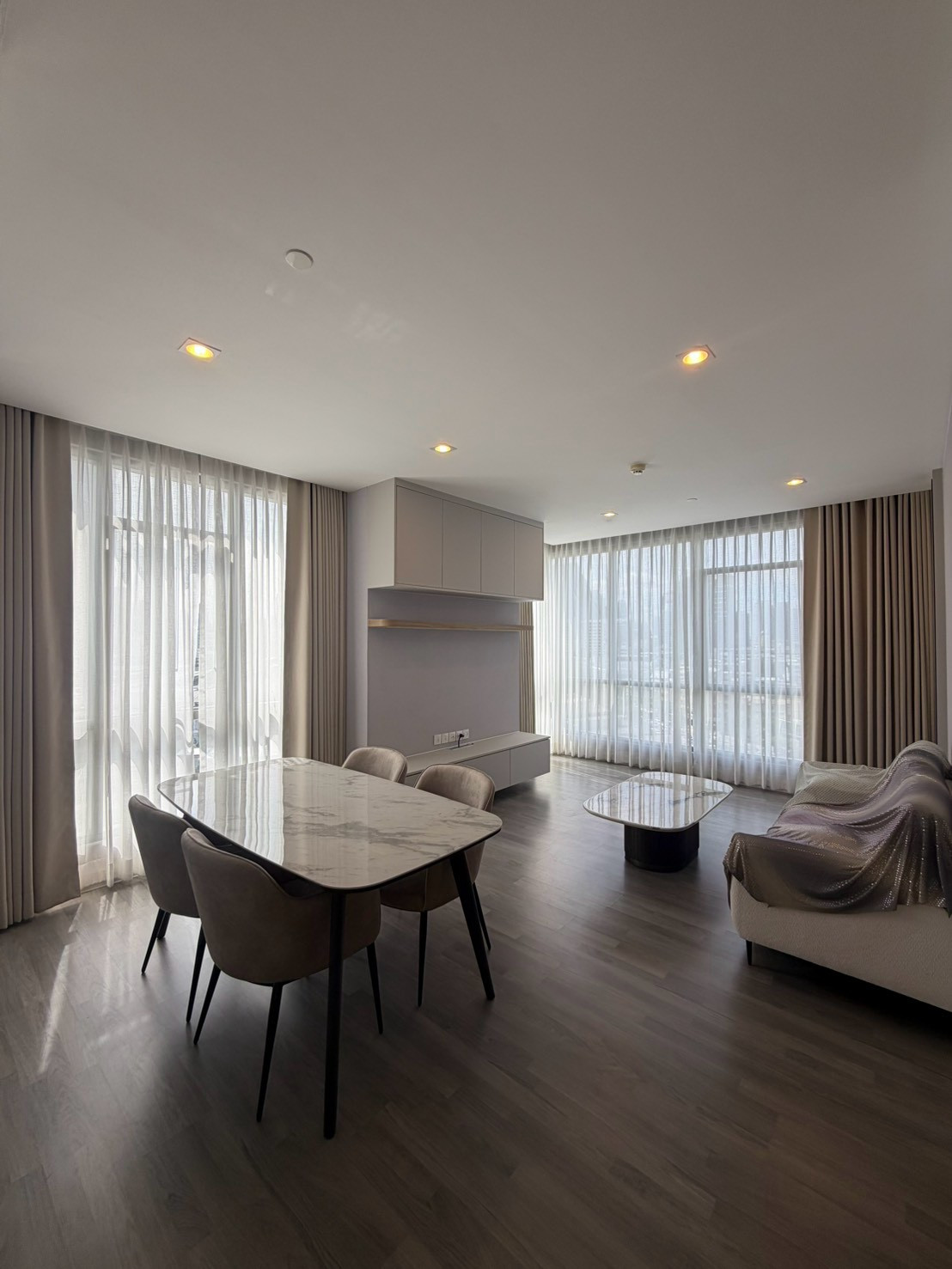 🔥Reservation for The Room Rama 4, size 85 square meters, room ready to move in, 50,000 baht per month.