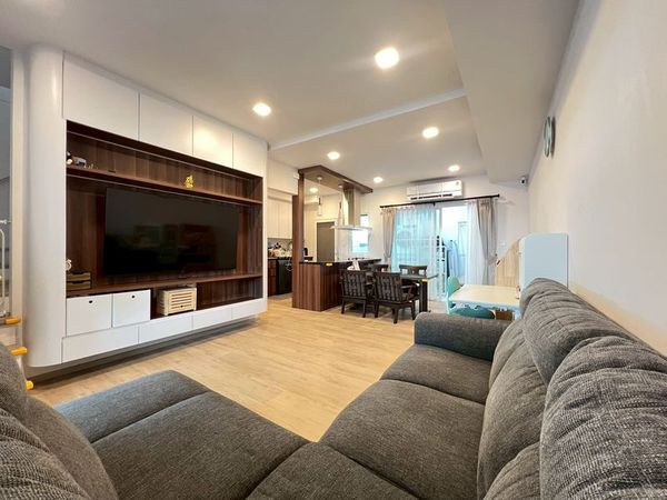 ❤️💛💙(For sale) Beautiful townhome, new condition 🏠Villaggio 3 Srinakarin-Bangna