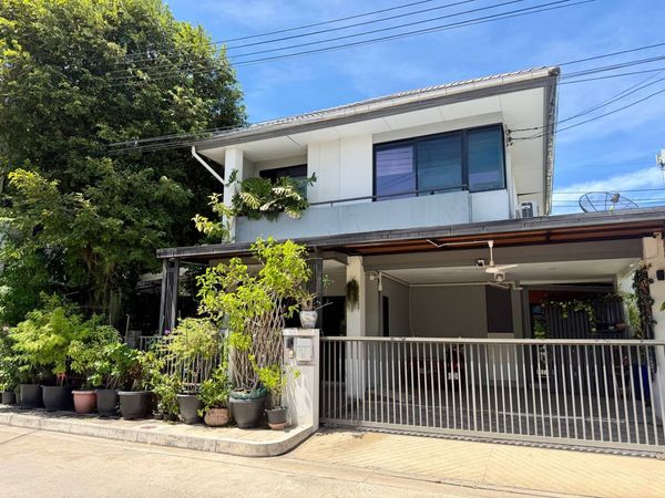 Single house for rent, Atoll Wongwaen-Lam Luk Ka, near BTS (Khu Khot Station), just 8 minutes.