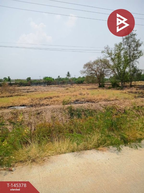 Beautiful vacant land for sale, area 40 rai 2 ngan 20 square wa, Lat Yao District, Nakhon Sawan, next to Asia Road.