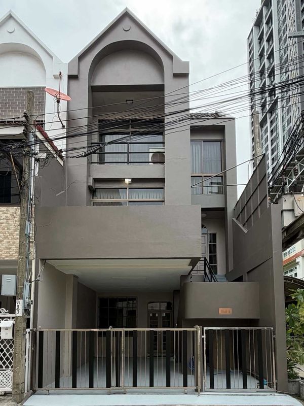 Townhome for Rent, Sukhumvit 44/2 🎪🗽⭐️