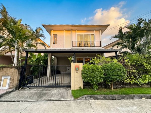 2-story twin house for sale, Passorn Pride Srinakarin-Thepharak project, good location, convenient travel, near Lotus Srinakarin.