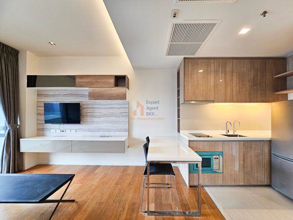 ห้องสวยมือ 1 ✨ เจ้าของไม่เคยอยู่ วิวโล่งสวย พร้อมอยู่! 🌇  ขาย/SALE : Circle Living Prototype (เซอร์เคิล ลิฟวิ่ง โพรโตไทป์) - 1 ห้องนอน LC247