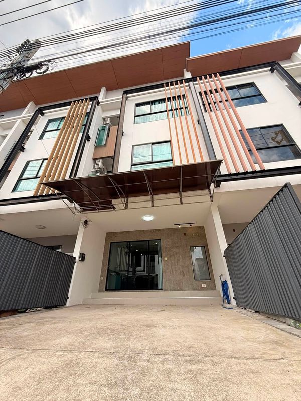 TH 1051 Home Office for rent iField Bangna