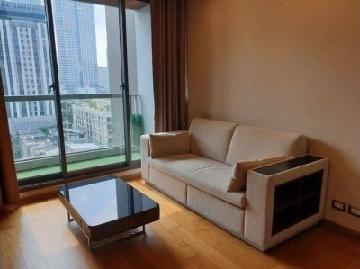 🔥For Rent Now🔥 The Address Sathorn 🚈 Approximately 5-minute walk to BTS Saint Louis, easy access to Silom-Sathorn.