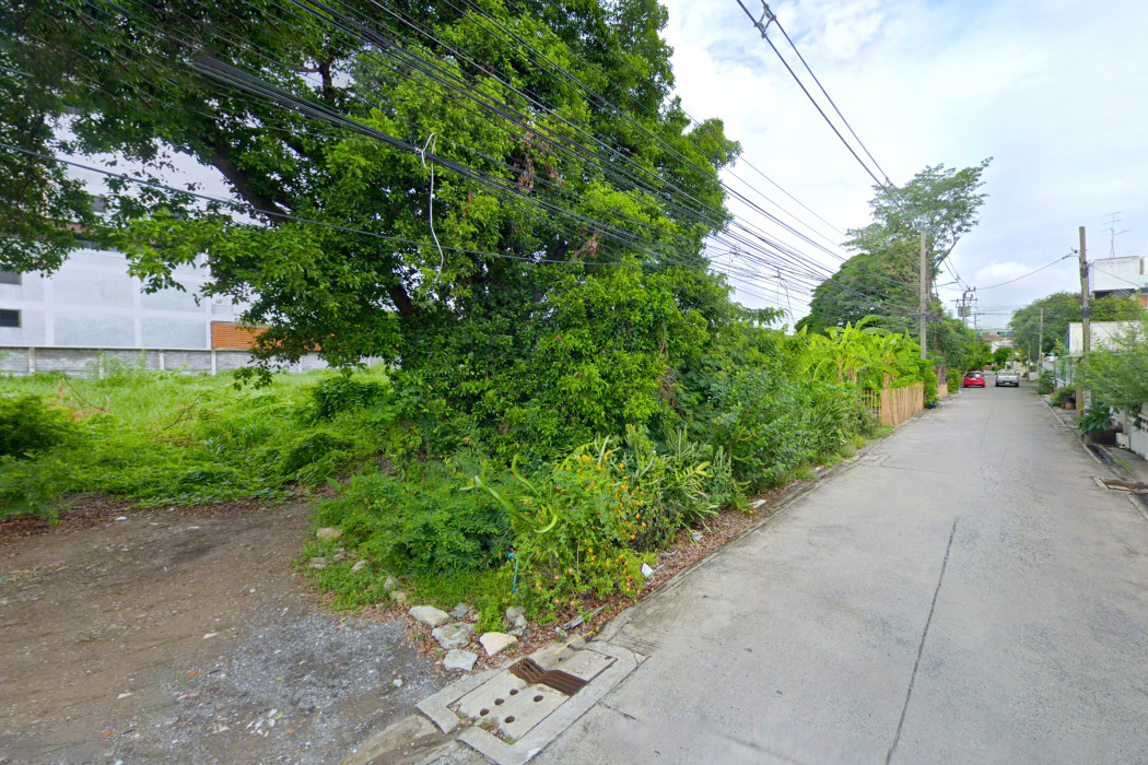 ขาย ที่ดิน โชคชัย 4 ซอย 51 ขนาด 3 ไร่กว่า เหมาะทำโครงการจัดสรรขนาดเล็ก DD