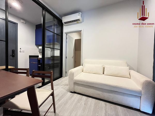 ✨ For Rent: XT Ekkamai Condo ✨💰 Only 18,000 THB/month