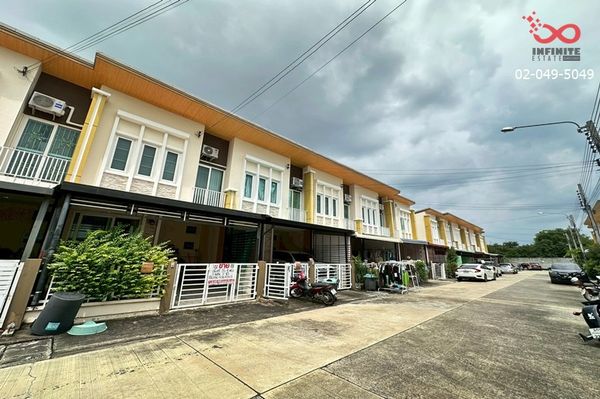 ขายทาวน์เฮ้าส์ 2 ชั้น โกลเด้นทาวน์ 2 อ่อนนุช-ลาดกระบัง 16 ตร.ว. ใกล้สนามบินสุวรรณภูมิ