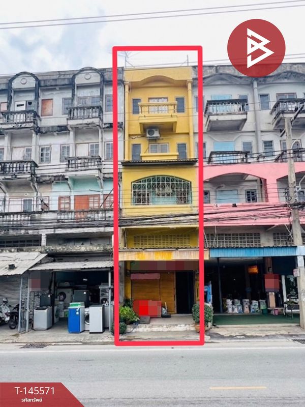 Commercial building for sale, 4 floors, area 21.8 square meters, Mueang Samut Sakhon, good location next to the road.