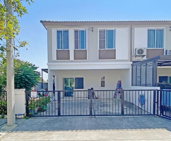 **Corner Townhome for Sale  **Baan Pruksa Lam Luk Ka – Wongwaen | Ready to Move In**