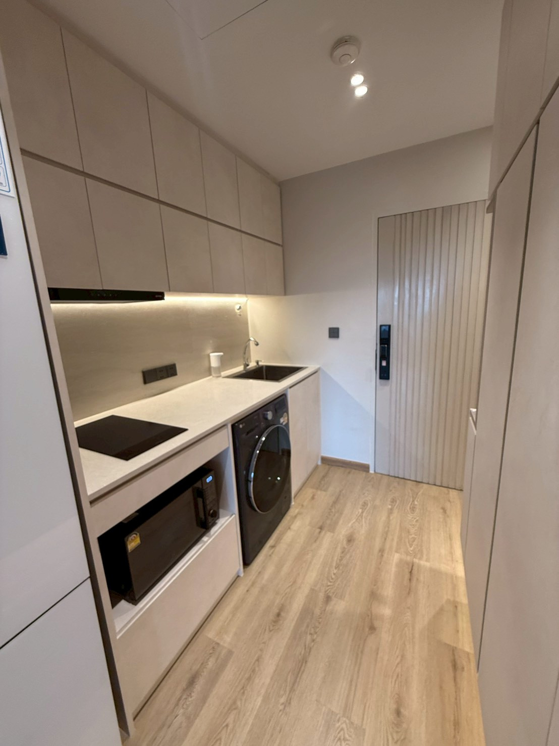 Silom Suite Room for Sale (Sathorn 12) – รูปที่ 4