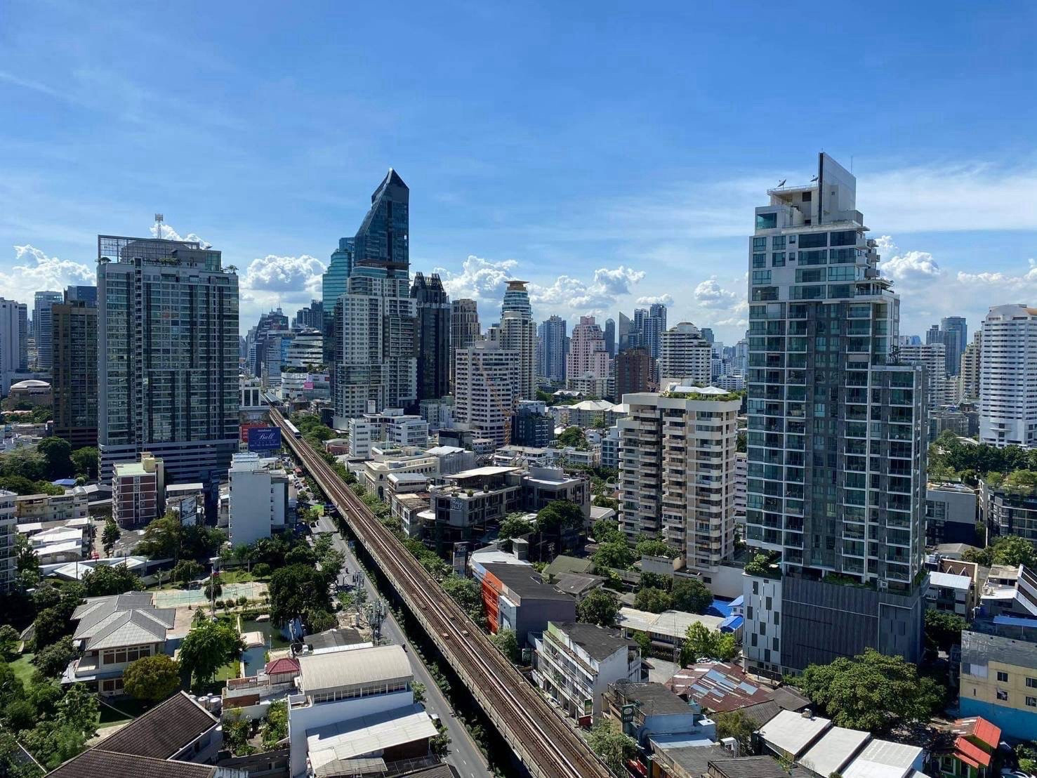 Beatniq Sukhumvit 32 /1bed Rent 54k 55sqm /0632717888 linephone whatapp wechat Beatniq Sukhumvit 32 /1bed Rent 54k 55sqm /0632717888 linephone whatapp wechat
