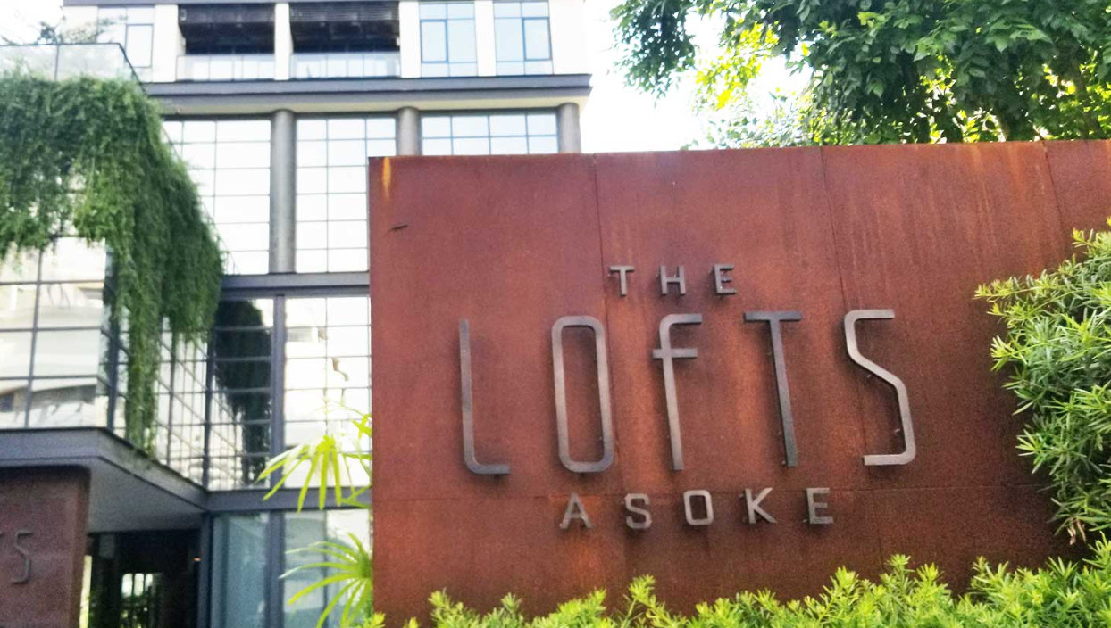 ✨ For Sale: The Lofts Asoke Condo ✨💰 Only 5,700,000 THB, cheapest room in the building. There is a room ready to make an appointment to view. If interested, contact Mr. James Mar. ✨ For Sale: The Lofts Asoke Condo ✨💰 Only 5,700,000 THB, cheapest room in the building. There is a room ready to make an appointment to view. If interested, contact Mr. James Mar.