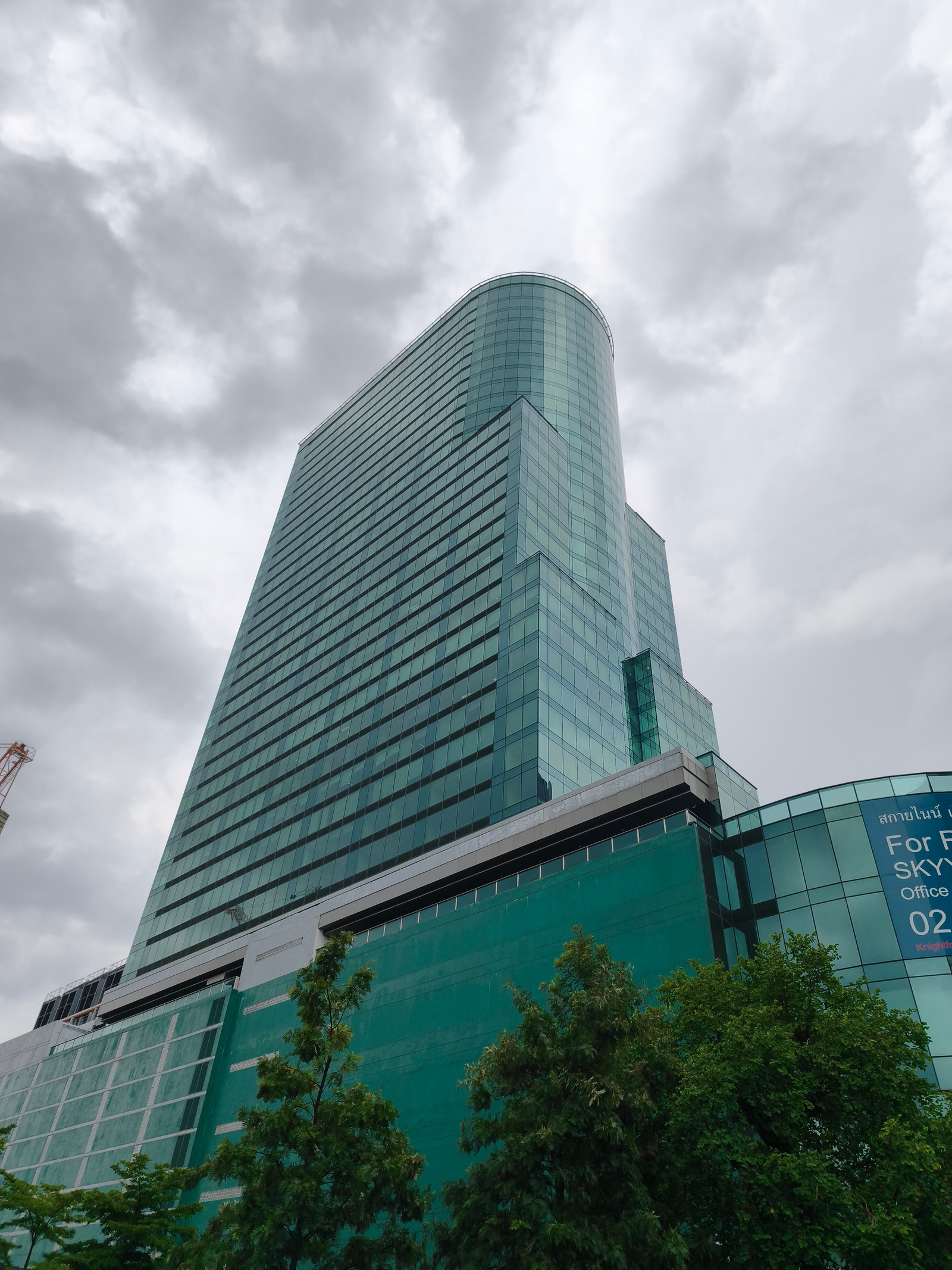 ✅Bangkok Office For Rent Phra Ram9 Serviced Office SKYY9 Centre Rama9 Office Building Fully-Furnished Area 40 - 112.5 sq.m. (Rental Price starting from 1,100 THB/sq.m.) closed to MRT Phra Ram9, Rama9 Road, Huaykhwang, Ratchadapisek ✅Bangkok Office For Rent Phra Ram9 Serviced Office SKYY9 Centre Rama9 Office Building Fully-Furnished Area 40 - 112.5 sq.m. (Rental Price starting from 1,100 THB/sq.m.) closed to MRT Phra Ram9, Rama9 Road, Huaykhwang, Ratchadapisek