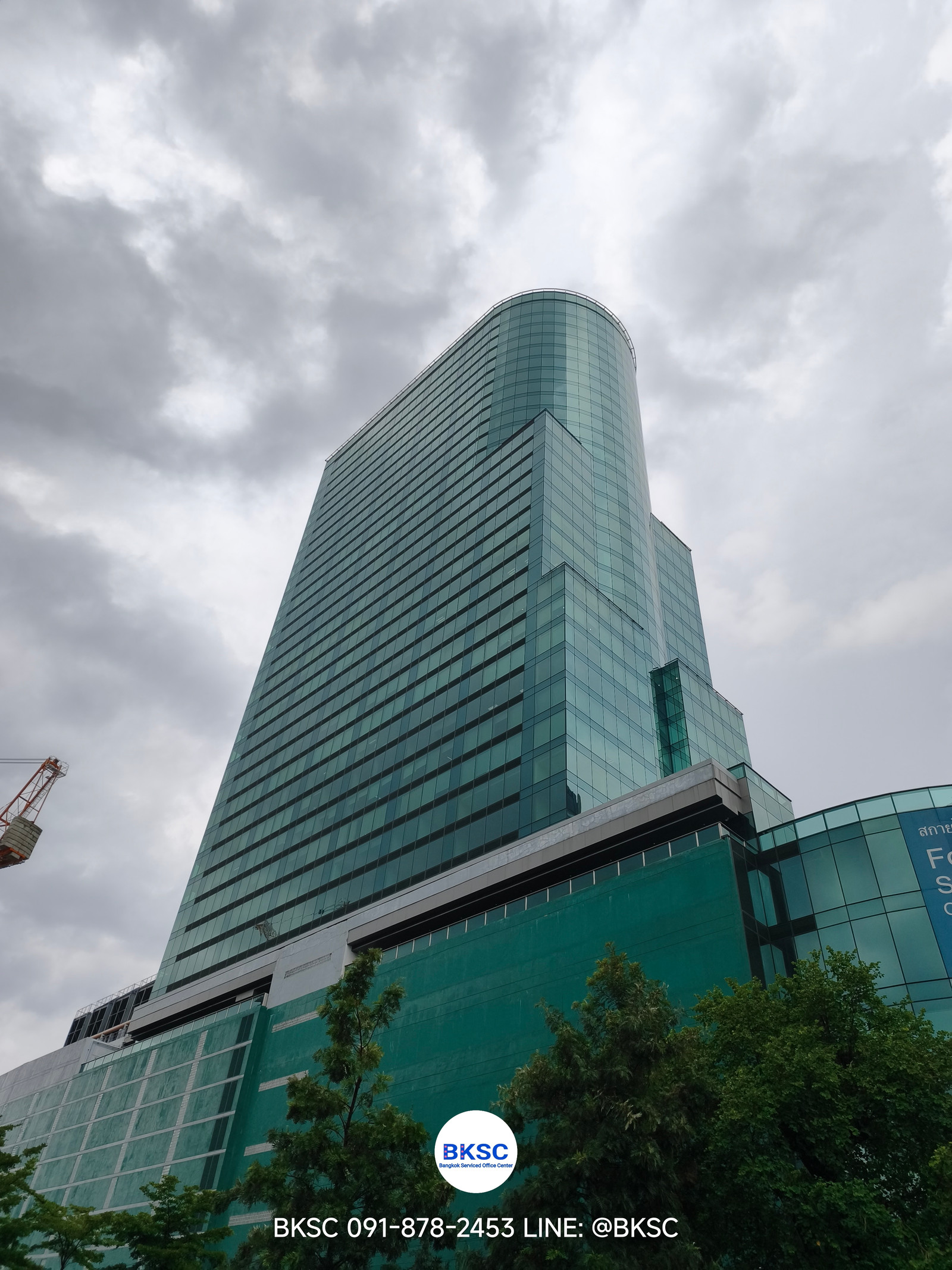 ✅Bangkok Office For Rent Phra Ram9 Serviced Office SKYY9 Centre Rama9 Office Building Fully-Furnished Area 40 - 112.5 sq.m. (Rental Price starting from 1,100 THB/sq.m.) closed to MRT Phra Ram9, Rama9 Road, Huaykhwang, Ratchadapisek ✅Bangkok Office For Rent Phra Ram9 Serviced Office SKYY9 Centre Rama9 Office Building Fully-Furnished Area 40 - 112.5 sq.m. (Rental Price starting from 1,100 THB/sq.m.) closed to MRT Phra Ram9, Rama9 Road, Huaykhwang, Ratchadapisek