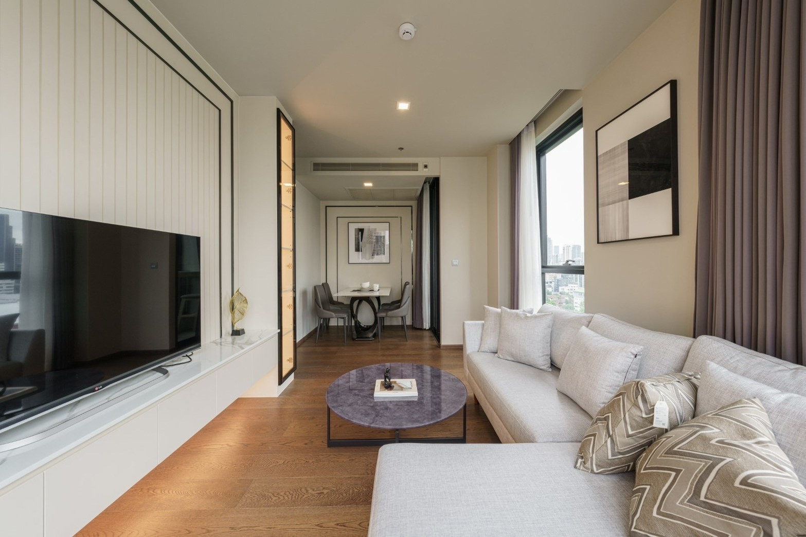 Luxury Living ติด BTS ทองหล่อ เพียง 60,000 บาท/เดือน – รูปที่ 2