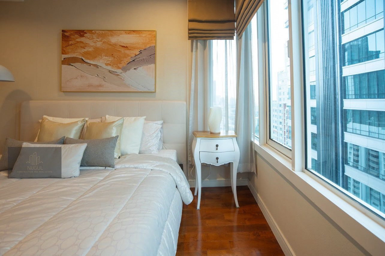 For rent Baan Siri Twenty Four (Baan Siri Twenty Four) Sukhumvit 24 | 1 Bed 1 Bath 60 sq.m. Floor 19th – Cozy Luxury Unit with Bathtub in Prime Phrom Phong – รูปที่ 4
