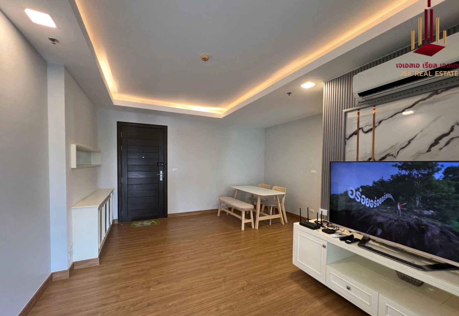✨ For Sale: Thru Thonglor Condo ✨💰 Only 4,950,000 THB ห้องราคาถูกสุดในตึกสำหรับ2ห้องนอนขนาด67 มีห้องพร้อมนัดชมครับ สนใจติดต่อ คุณเจมส์มาร์ ✨ For Sale: Thru Thonglor Condo ✨💰 Only 4,950,000 THB ห้องราคาถูกสุดในตึกสำหรับ2ห้องนอนขนาด67 มีห้องพร้อมนัดชมครับ สนใจติดต่อ คุณเจมส์มาร์