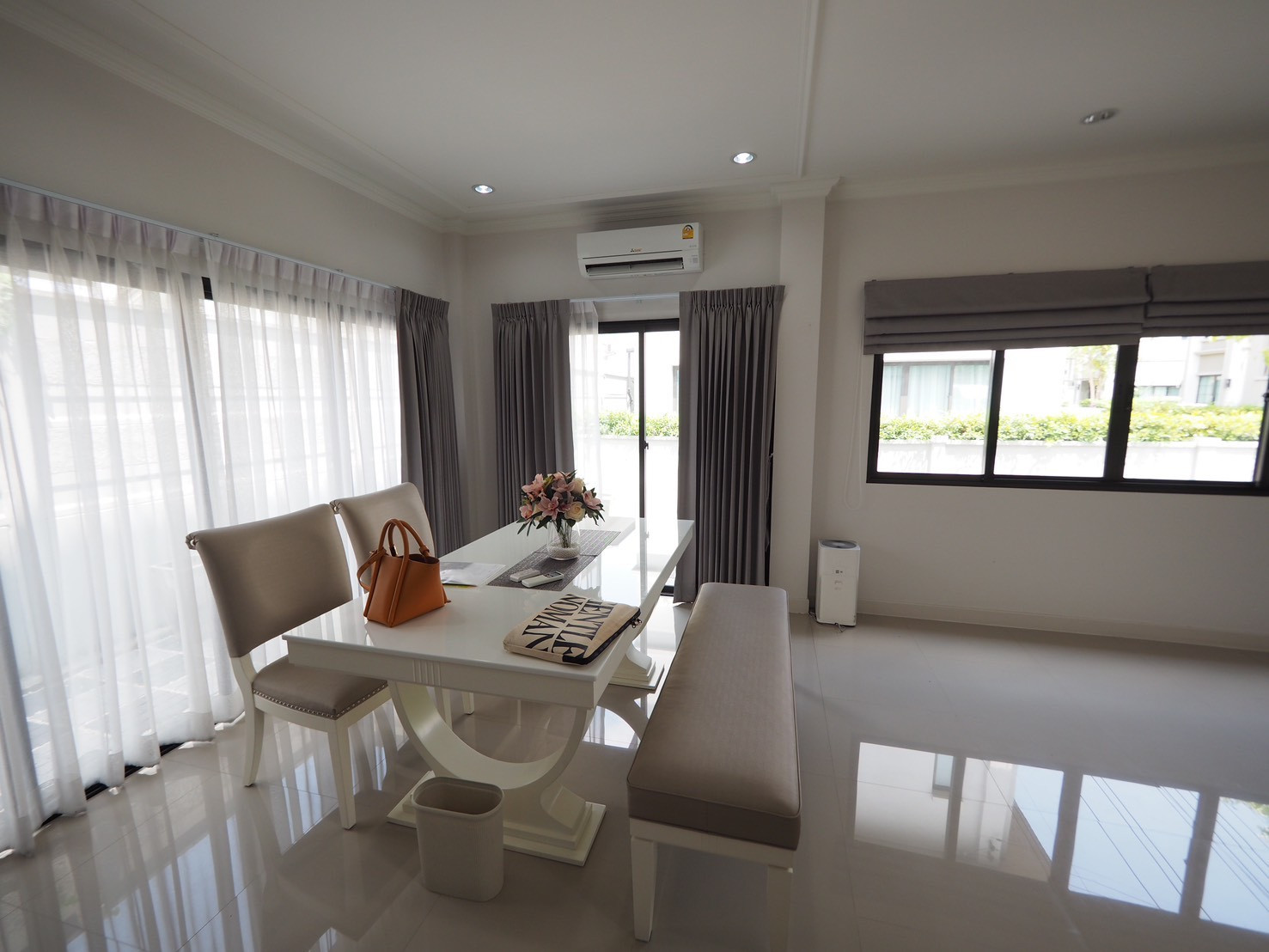 ขายด่วน บ้านแกรนด์พลีโน พหล-รังสิต 40.7 ตรว. 3 นอน 4 น้ำ built in ตกแต่งสวย ใกล้ฟิวเจอร์พาร์ค รังสิต – รูปที่ 3