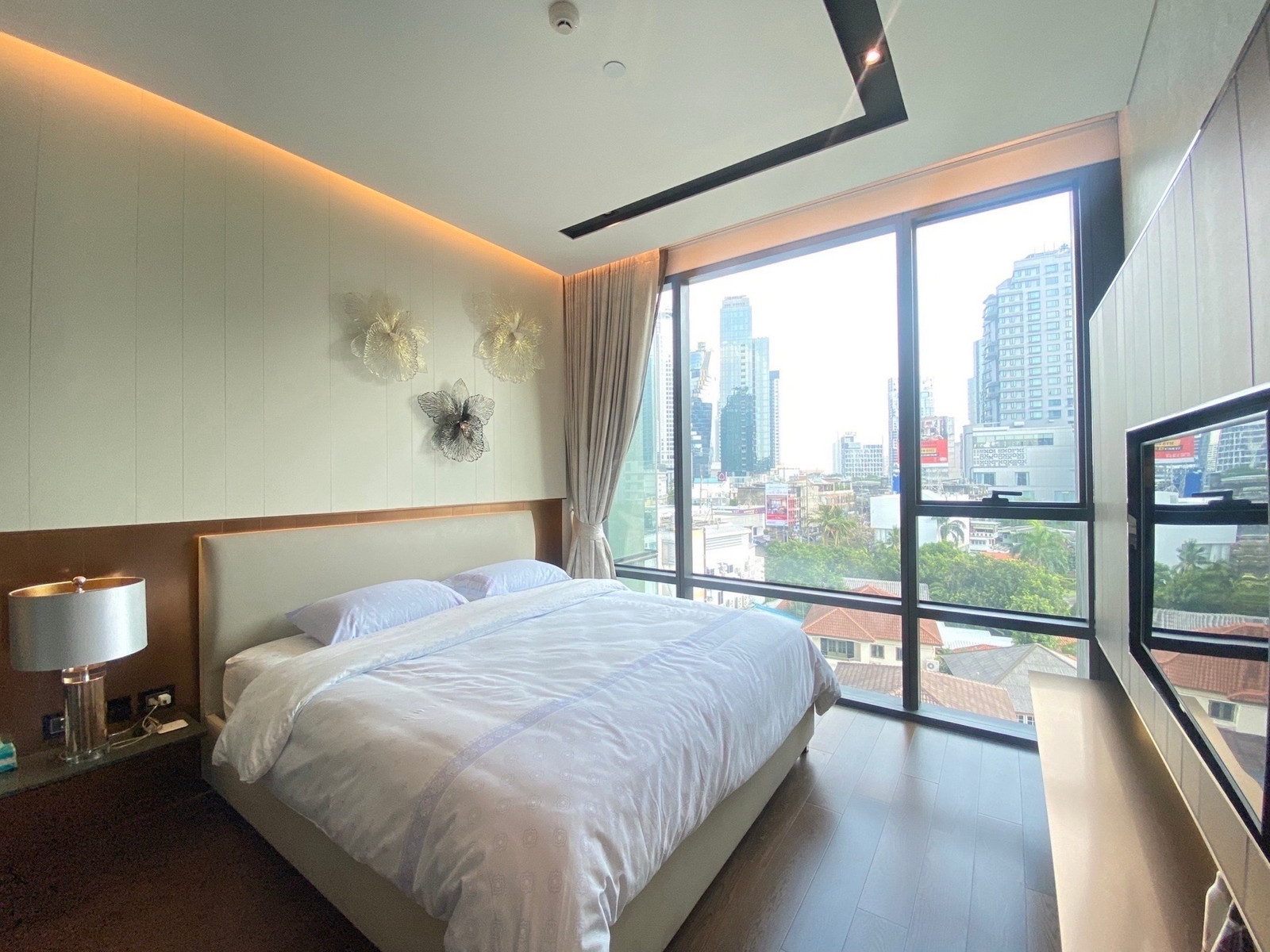 The strand thonglor / 1bed rent79,999bath sale 19.5mb /0632717888 linephone wechat whatapp The strand thonglor / 1bed rent79,999bath sale 19.5mb /0632717888 linephone wechat whatapp