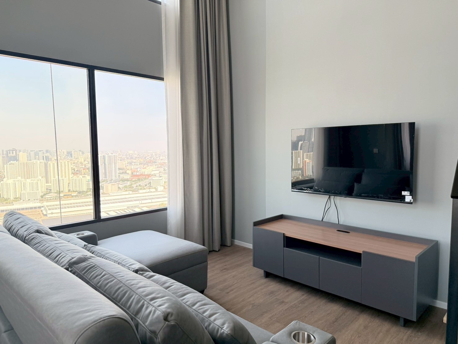 ⭐️🍒Siamese Residence, Landmark🍒⭐️ 2 Beds 1 Bath, Rental 65,000 Baht ⭐️🍒Siamese Residence, Landmark🍒⭐️ 2 Beds 1 Bath, Rental 65,000 Baht