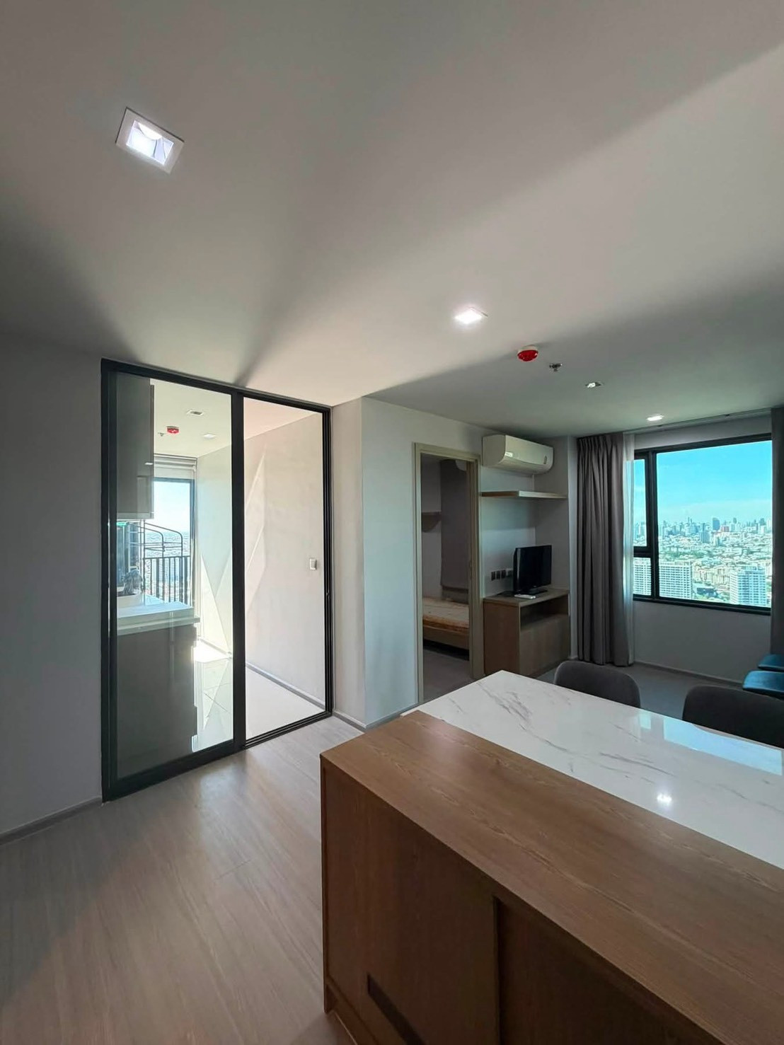 ให้เช่า ✨ Life Ladprao อาคาร A ติด BTS ห้าแยกลาดพร้าว ขนาด 2 ห้องนอน 51.5sqm เพียง 35,000 บาท ห้องสวย พร้อมอยู่ 📞 โทรเลย 065-2614622 แทมมี่ ให้เช่า ✨ Life Ladprao อาคาร A ติด BTS ห้าแยกลาดพร้าว ขนาด 2 ห้องนอน 51.5sqm เพียง 35,000 บาท ห้องสวย พร้อมอยู่ 📞 โทรเลย 065-2614622 แทมมี่