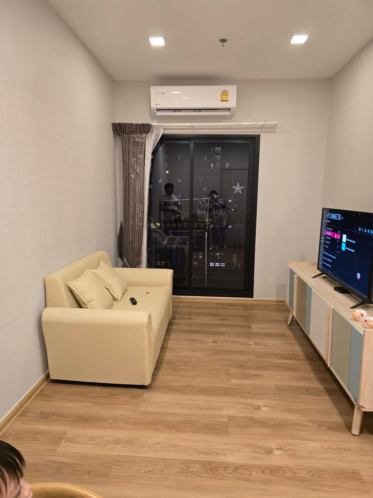 Condo for Rent: Metris Rama 9-Ramkhamhaeng, Pet Friendly, near Airport Link Ramkhamhaeng