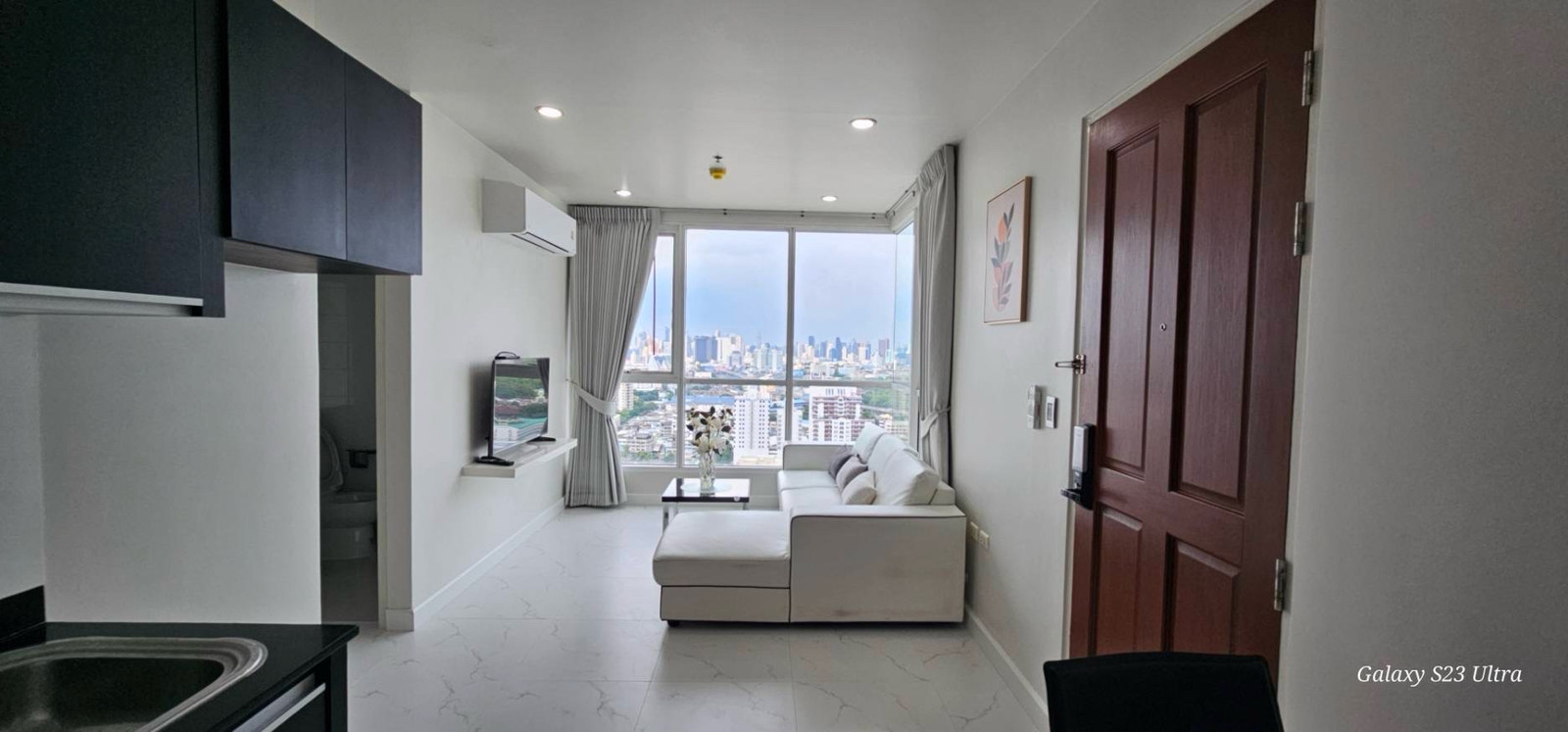 🔥Rent & Sale at The Complete Narathiwad 🔥2BR 2BR.🔥 29,000🔥7M 🔥55.26sqm. Floor28 🔥Rent & Sale at The Complete Narathiwad 🔥2BR 2BR.🔥 29,000🔥7M 🔥55.26sqm. Floor28