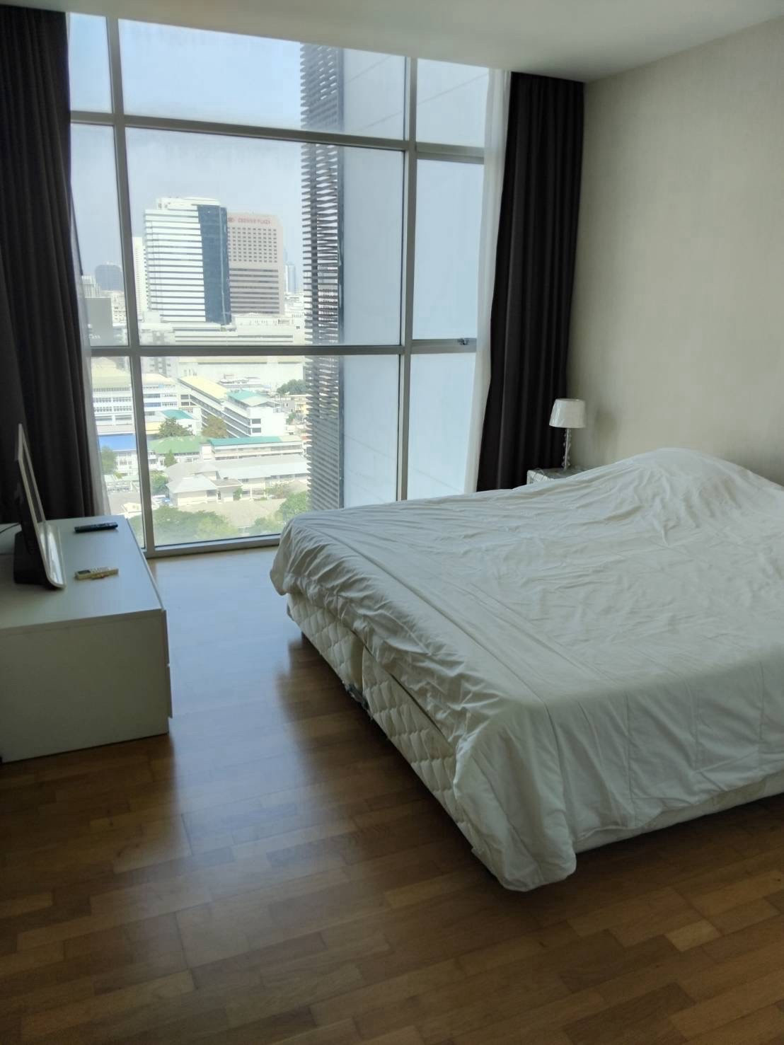 🔥For Rent🔥1b1b 🚩Urbana Sathorn Condo ✅Pls Call ✅+66972422655