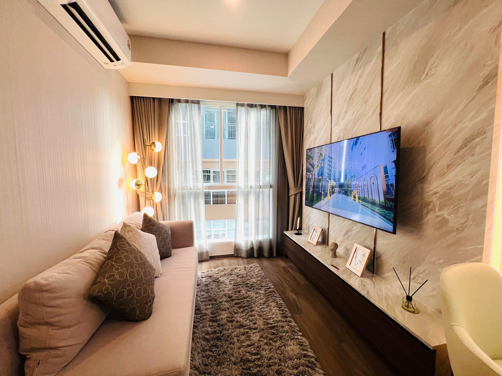 Condo for sale, Place 168 Pinklao, PLACE 168 Pinklao, only 500 m. to Central Pinklao, 1 bedroom, large room, separate kitchen, ready to move in, size 29.36 sq m., fully furnished. Book today and receive a free promotion! Convenient travel to PATA Pinklao, Condo for sale, Place 168 Pinklao, PLACE 168 Pinklao, only 500 m. to Central Pinklao, 1 bedroom, large room, separate kitchen, ready to move in, size 29.36 sq m., fully furnished. Book today and receive a free promotion! Convenient travel to PATA Pinklao,