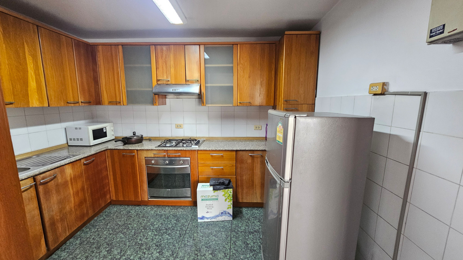 🏡 ให้เช่าคอนโดห้องใหญ่ 141 ตร.ม. เพียง 30,000 บาท/เดือน | PB Penthouse 2 สุขุมวิท 71 ใกล้ BTS พระโขนง Tel. 084-694-8888 – รูปที่ 4