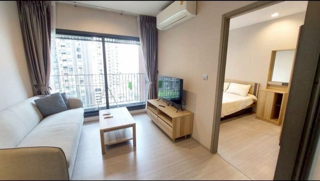 Life Asoke Hype | Ready to move in Life Asoke Hype | Ready to move in