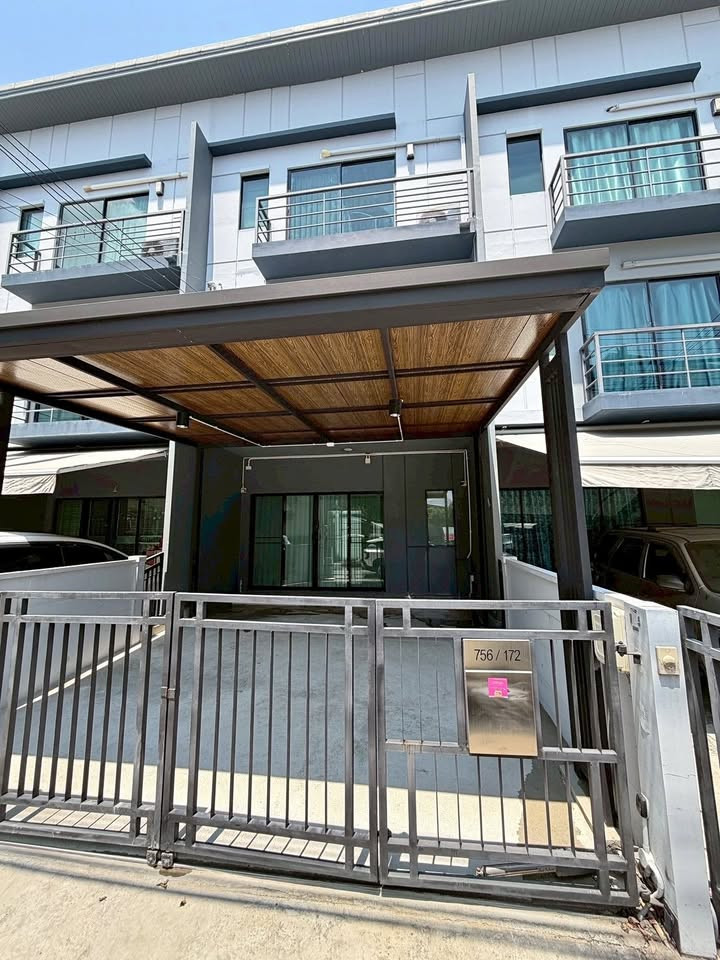 🔥 ขายทาวน์โฮมพร้อมอยู่ บ้านกลางเมือง พระราม 9 – อ่อนนุช (Baan Klang Muang Rama 9 – Onnut) | ใกล้ Airport Rail Link บ้านทับช้าง 🔥 ขายทาวน์โฮมพร้อมอยู่ บ้านกลางเมือง พระราม 9 – อ่อนนุช (Baan Klang Muang Rama 9 – Onnut) | ใกล้ Airport Rail Link บ้านทับช้าง