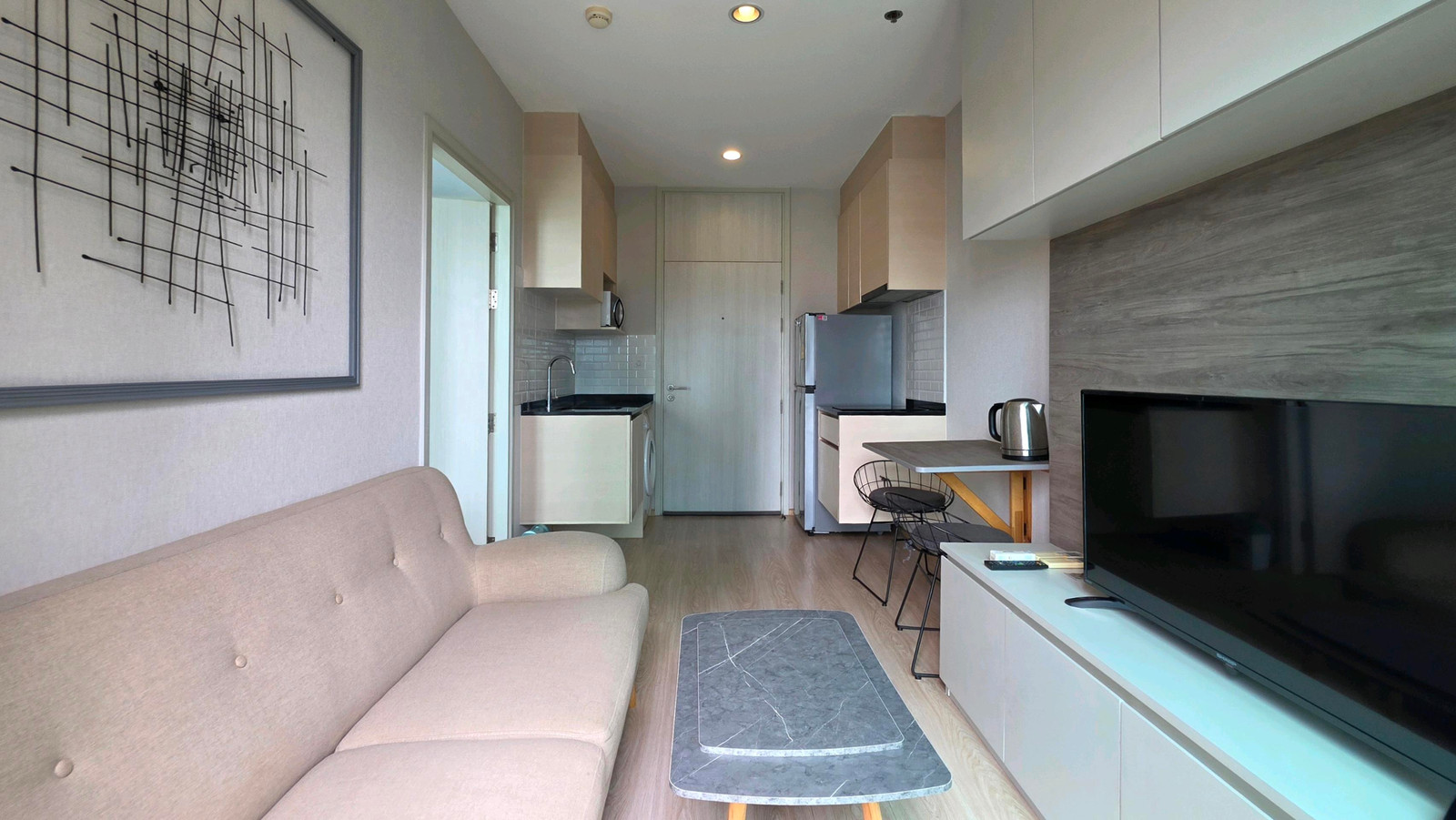 Noble Revolve 1, 1 bedroom, sold with tenant.