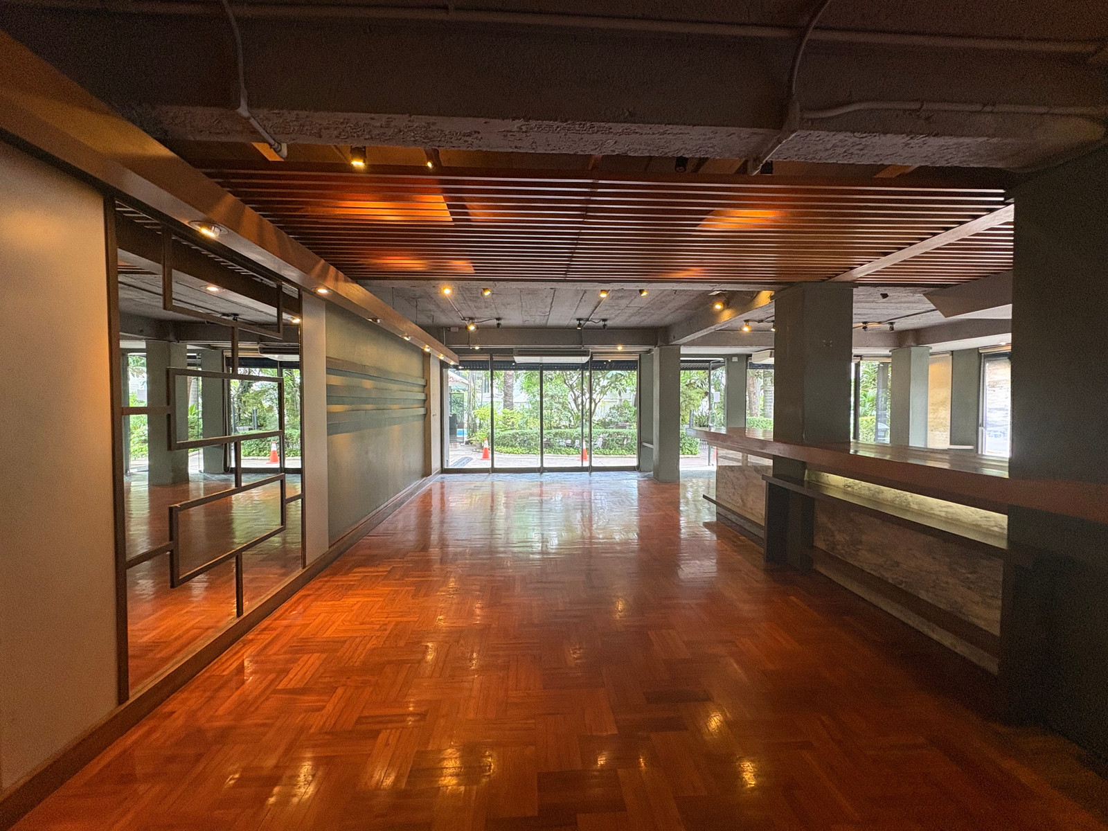 ให้เช่าพื้นที่ชั้น G ใกล้ BTS อโศกเดินเพียง 5 นาที เหมาะทำร้านอาหาร คลินิก – รูปที่ 2