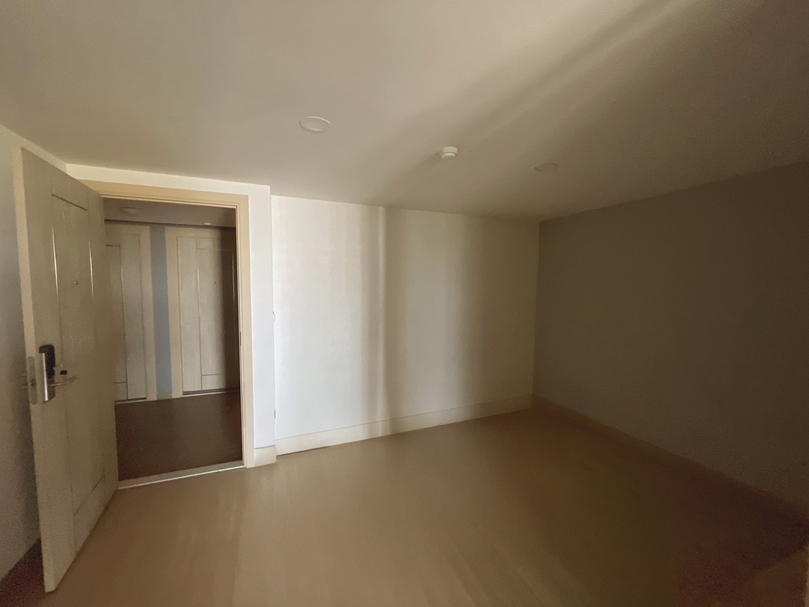 JK2 6533520 : เมืองทองบางนา – รูปที่ 2