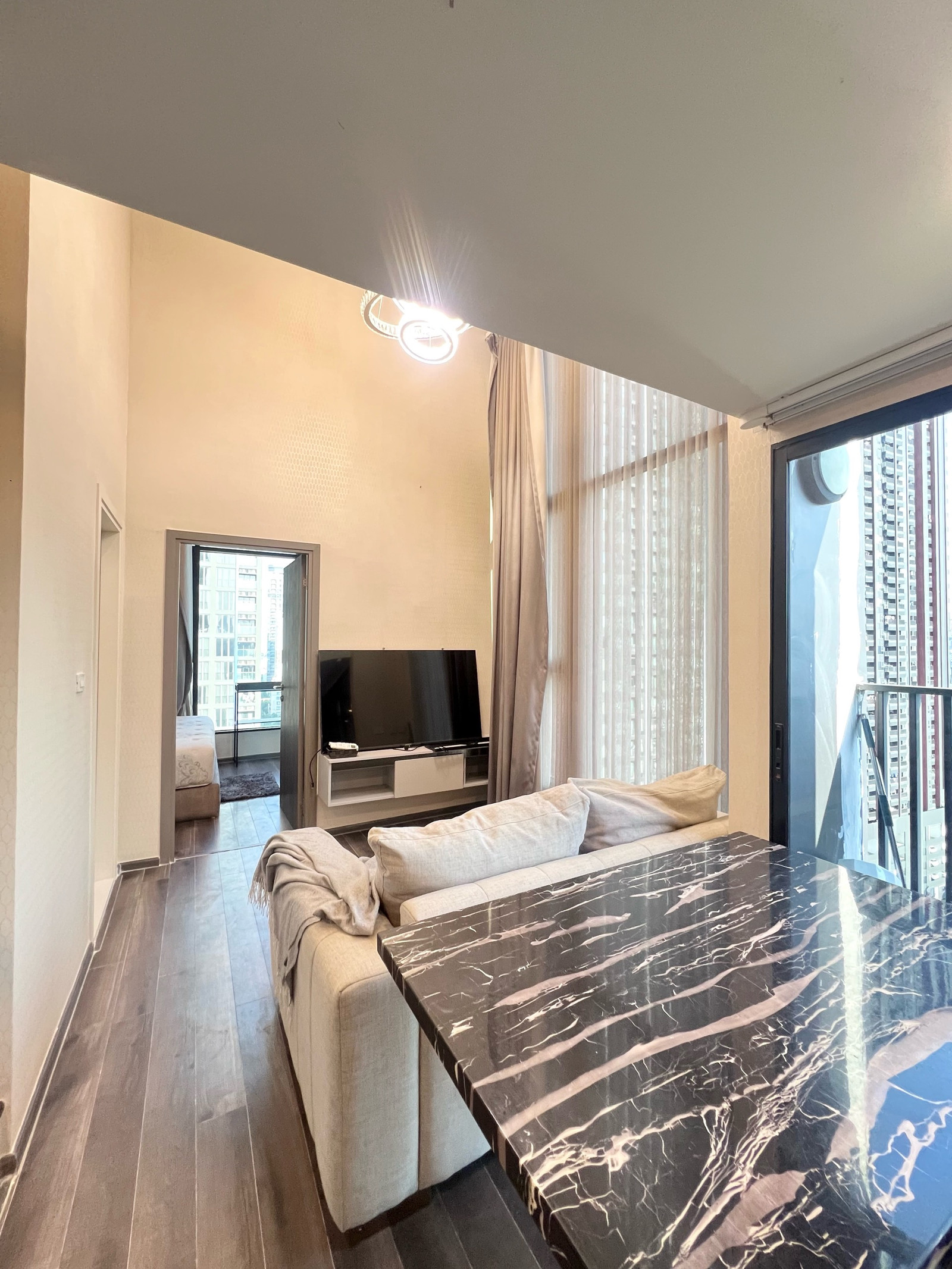 Knightsbridge space rama9 for rent