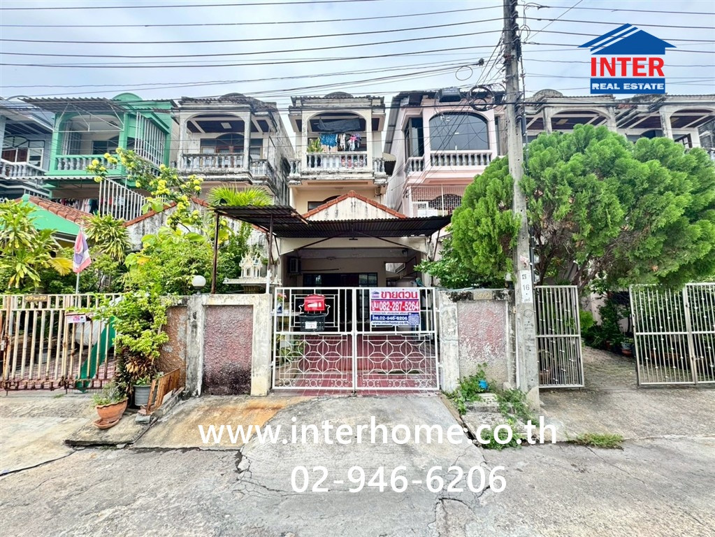 Townhome, 3 floors, 35 sq m. Townhome, Soi Phetkasem 68, Intersection 13, Phetkasem Road, Soi Phetkasem 68, Phasi Charoen District, Bangkok.