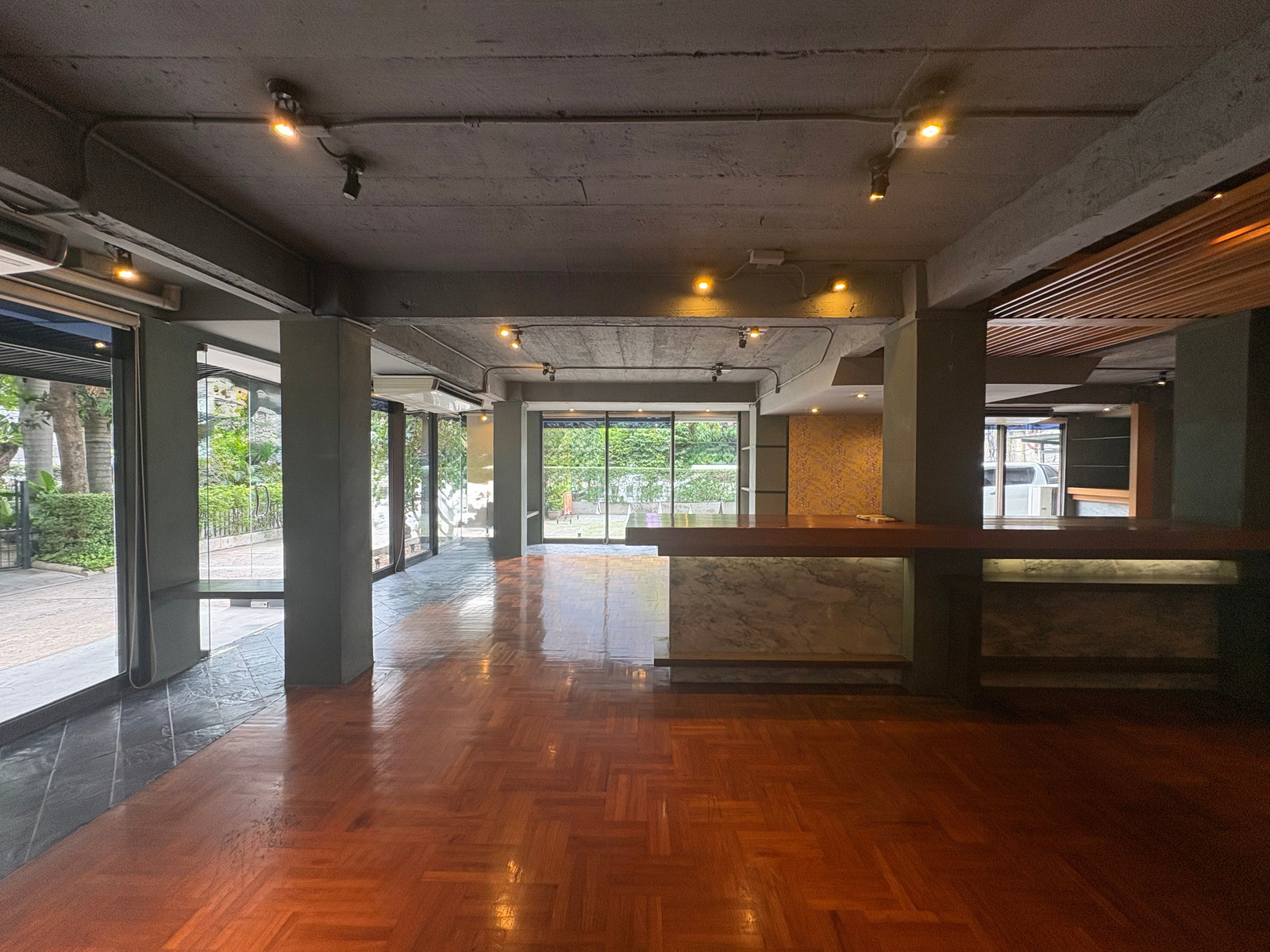 ให้เช่าพื้นที่ชั้น G ใกล้ BTS อโศกเดินเพียง 5 นาที เหมาะทำร้านอาหาร คลินิก – รูปที่ 3