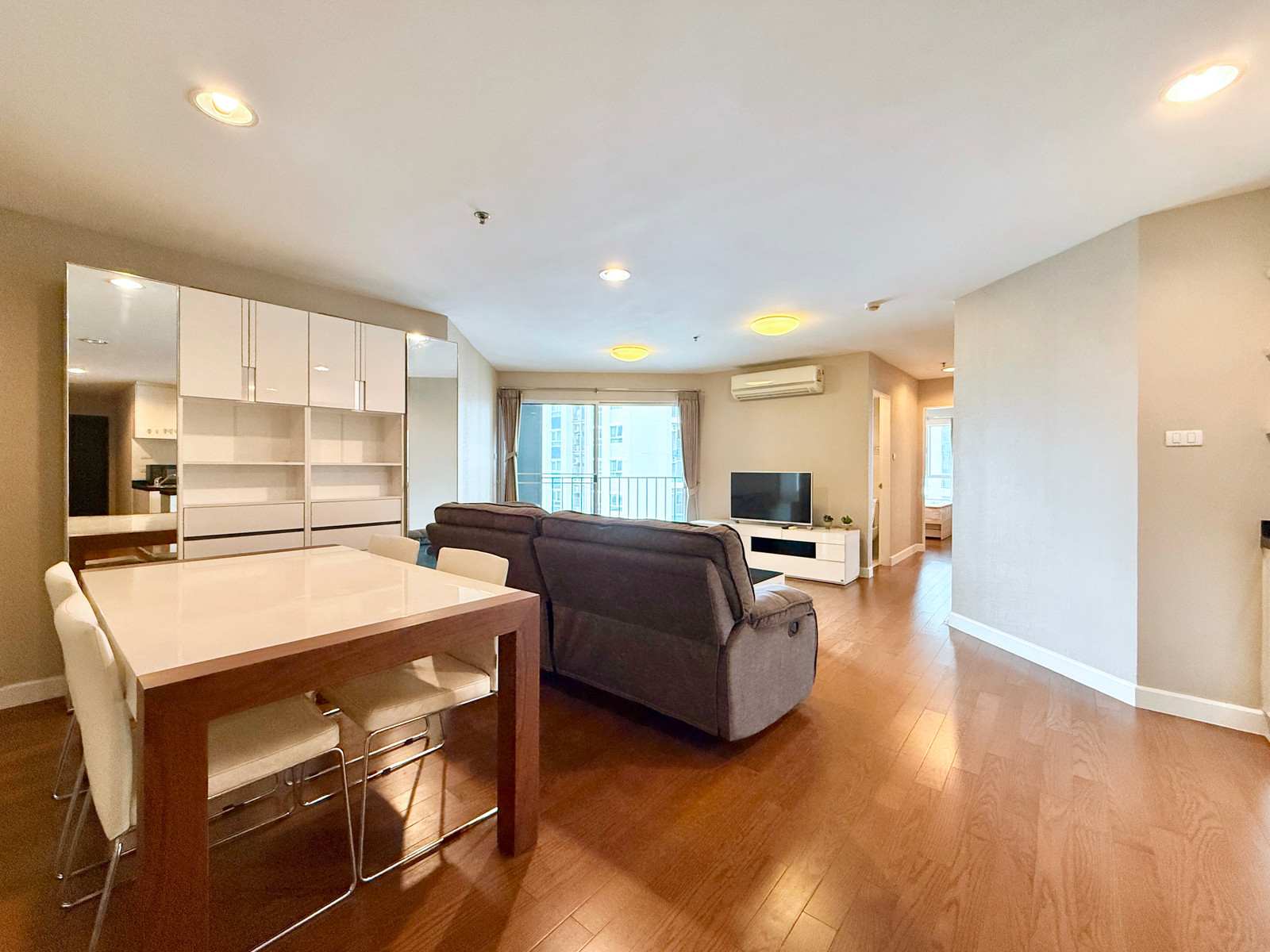 🚀 Belle Grand Rama9 - 96ตรม. 2นอน2น้ำ พร้อมอยู่ 092-545-6151 (ทีม) 🚀 Belle Grand Rama9 - 96ตรม. 2นอน2น้ำ พร้อมอยู่ 092-545-6151 (ทีม)