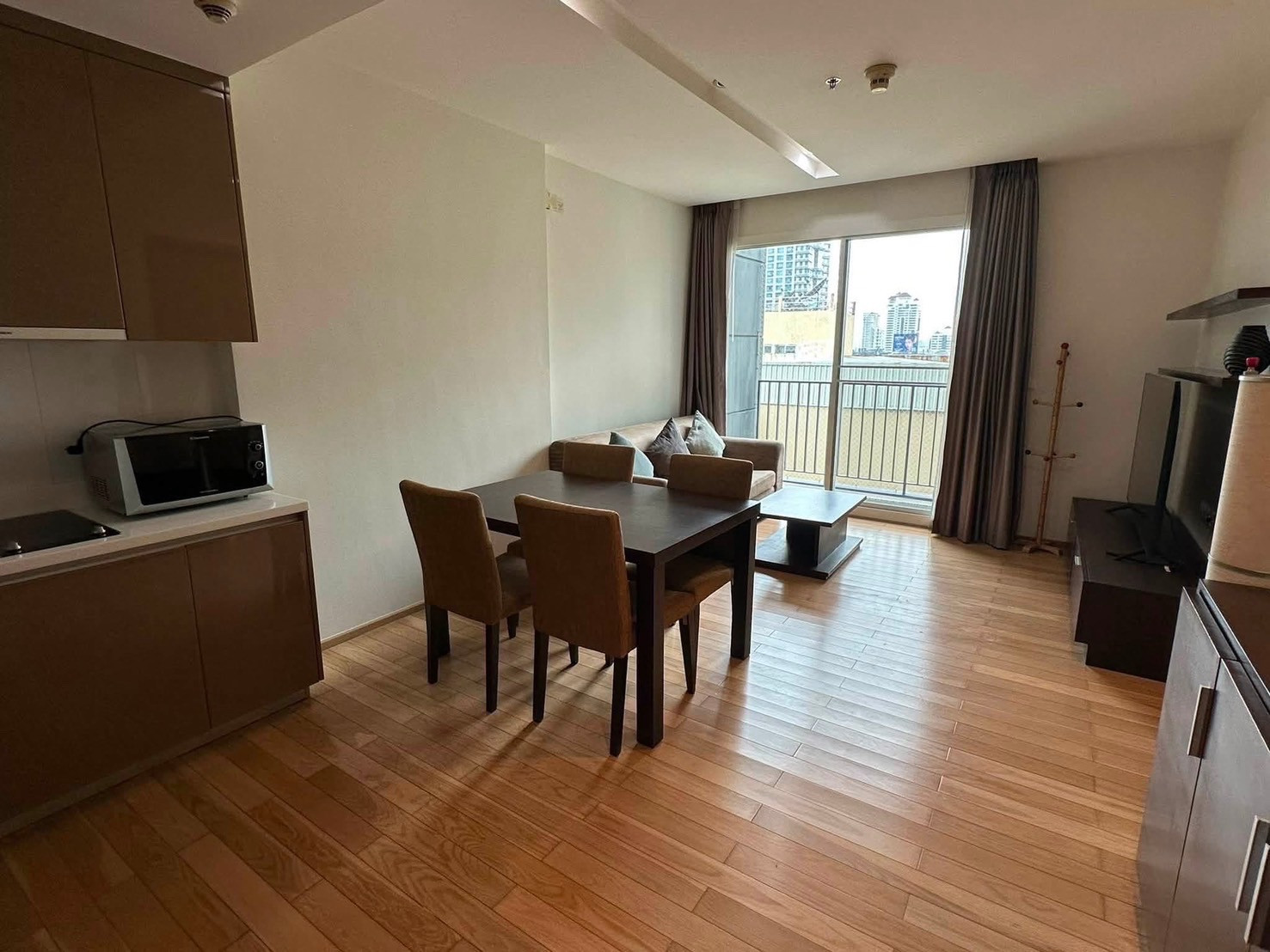 🔥Rent at  Siri @ Sukhumvit 🔥1BR 1BR.🔥 30,000🔥52sqm. Floor9