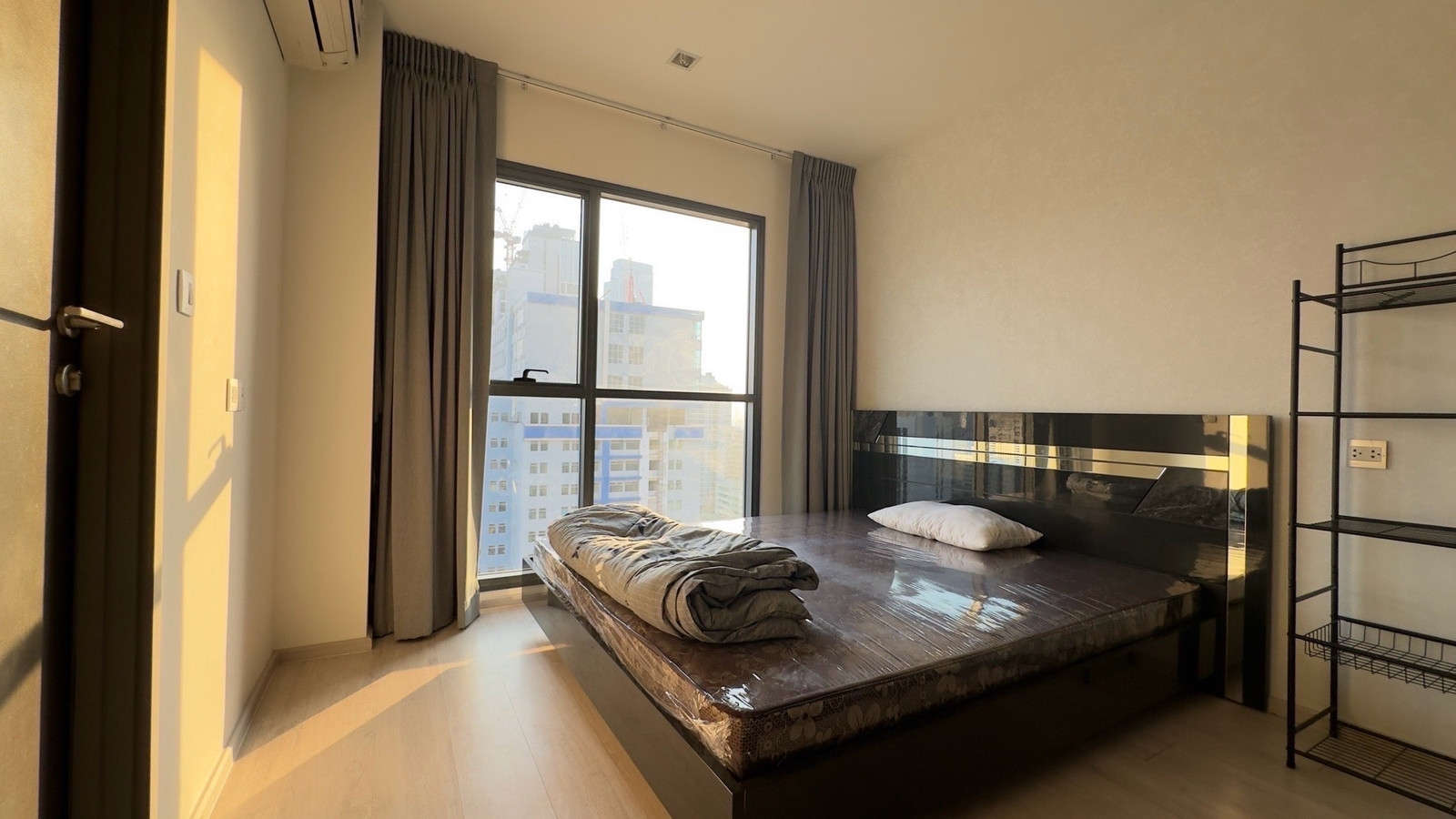 Rhythm rangnam /2bed Rent 29,999bath 47sqm / 0632717888 linephone whatapp wechat