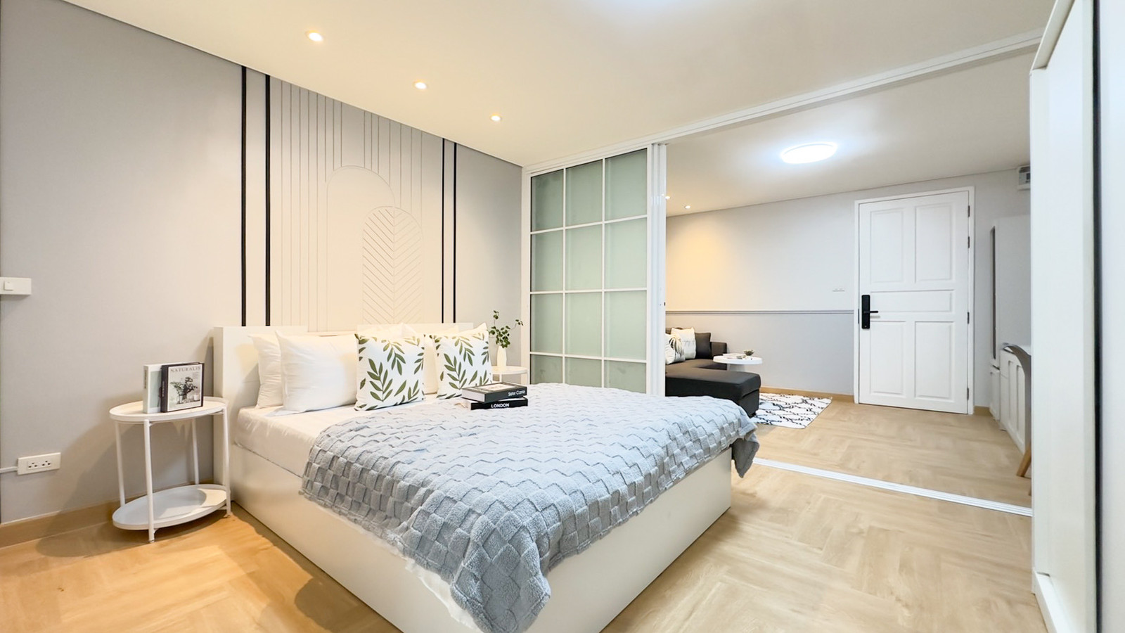 7 minutes to MRT Huai Khwang 📌𝙍𝙖𝙩𝙘𝙝𝙖𝙙𝙖 𝘾𝙞𝙩𝙮 𝘾𝙤𝙣𝙙𝙤 ✨1 bedroom, 1 bathroom, in the heart of the city. 7 minutes to MRT Huai Khwang 📌𝙍𝙖𝙩𝙘𝙝𝙖𝙙𝙖 𝘾𝙞𝙩𝙮 𝘾𝙤𝙣𝙙𝙤 ✨1 bedroom, 1 bathroom, in the heart of the city.