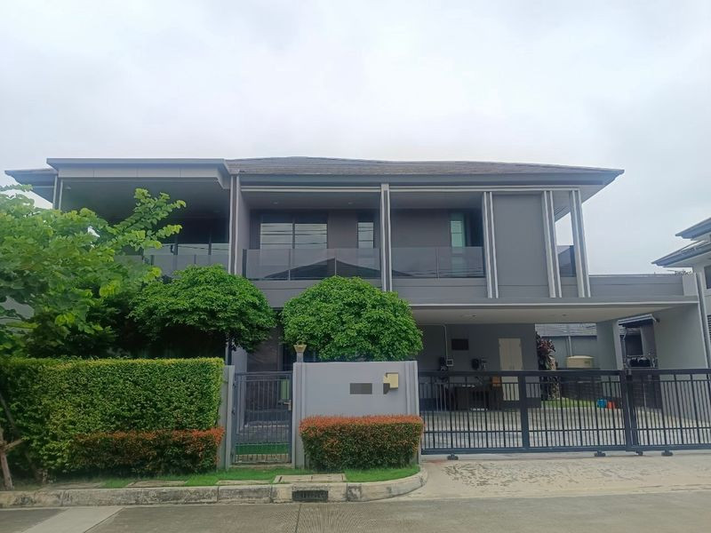 Single house for rent Setthasiri Krungthep Kreetha 2, luxury house ready to move in, near Clubhouse, Krungthep Kreetha location. Single house for rent Setthasiri Krungthep Kreetha 2, luxury house ready to move in, near Clubhouse, Krungthep Kreetha location.