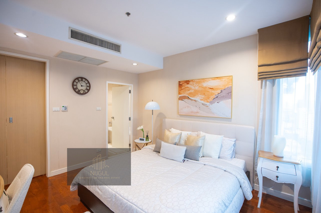 ให้เช่า Baan Siri Twenty Four (บ้าน สิริ ทเวนตี้ โฟร์) สุขุมวิท 24 | 1 Bed 1 Bath 60 sq.m. Floor 19th – Cozy Luxury Unit with Bathtub in Prime Phrom Phong ให้เช่า Baan Siri Twenty Four (บ้าน สิริ ทเวนตี้ โฟร์) สุขุมวิท 24 | 1 Bed 1 Bath 60 sq.m. Floor 19th – Cozy Luxury Unit with Bathtub in Prime Phrom Phong