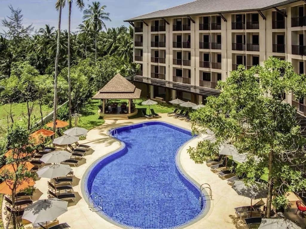 📌 For Sale: Hotel in Ao Nang, Krabi, 4-0-48.7 Rai (approximately 1.6 acres), 5-story building, 206 guest rooms, meeting room, swimming pool, and spa. 🔥🔥Selling Price: 600,000,000 THB 🔥🔥📱 Tel: 061-997 📌 For Sale: Hotel in Ao Nang, Krabi, 4-0-48.7 Rai (approximately 1.6 acres), 5-story building, 206 guest rooms, meeting room, swimming pool, and spa. 🔥🔥Selling Price: 600,000,000 THB 🔥🔥📱 Tel: 061-997