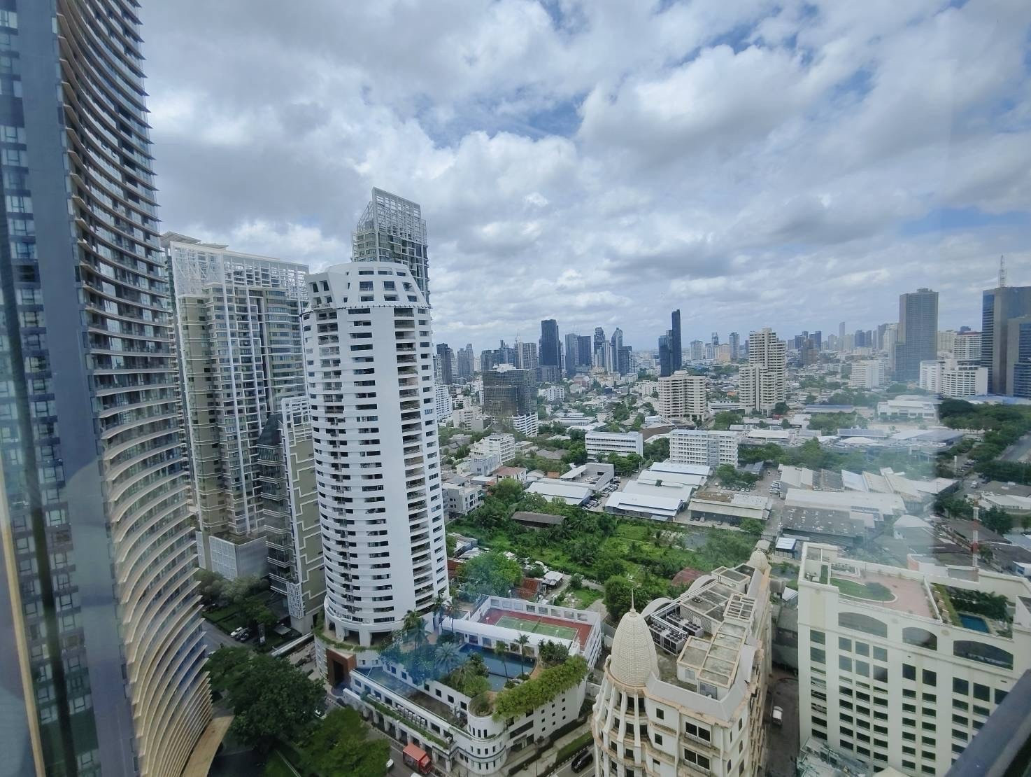 The President park Sukhumvit 24 /for rent 260sqm 3bedroom 30fl+ / 80k / 0632717888 Linephone Wechat Whatapp The President park Sukhumvit 24 /for rent 260sqm 3bedroom 30fl+ / 80k / 0632717888 Linephone Wechat Whatapp